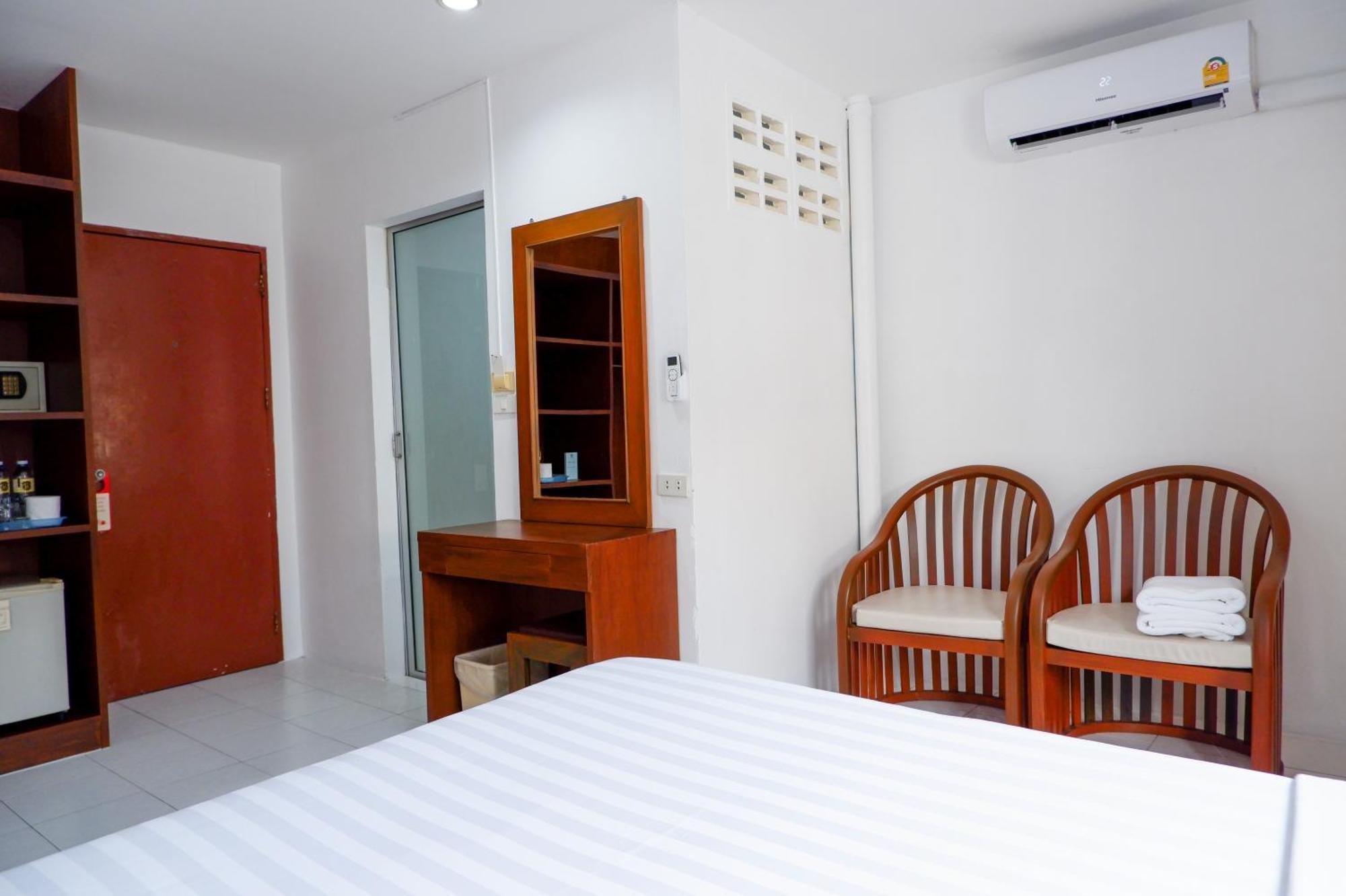 18 Coins Budget Hotel Pattaya Ruang foto