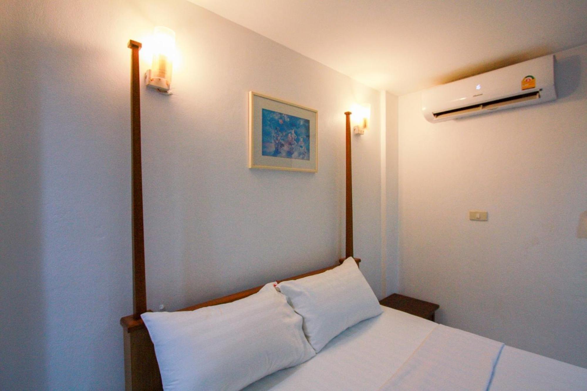 18 Coins Budget Hotel Pattaya Ruang foto