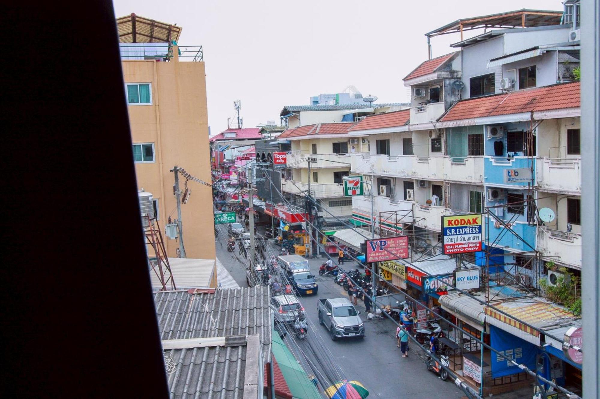 18 Coins Budget Hotel Pattaya Ruang foto